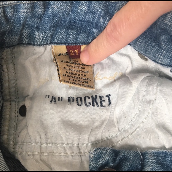 7 For All Mankind “A” Pocket Jeans - Picture 3 of 5